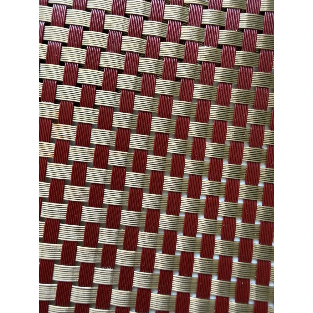 Pier 1 Imports Set of 4 Placemats Burgundy Gold Woven PVC 13